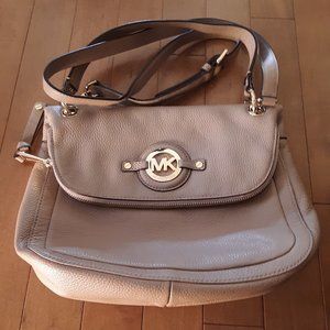 MICHAEL KORS WOMENS HOBO PEBBLED